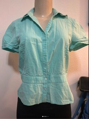 Rafaella women’s Teal Short Sleeve Button-Up business casual Shirt size 8